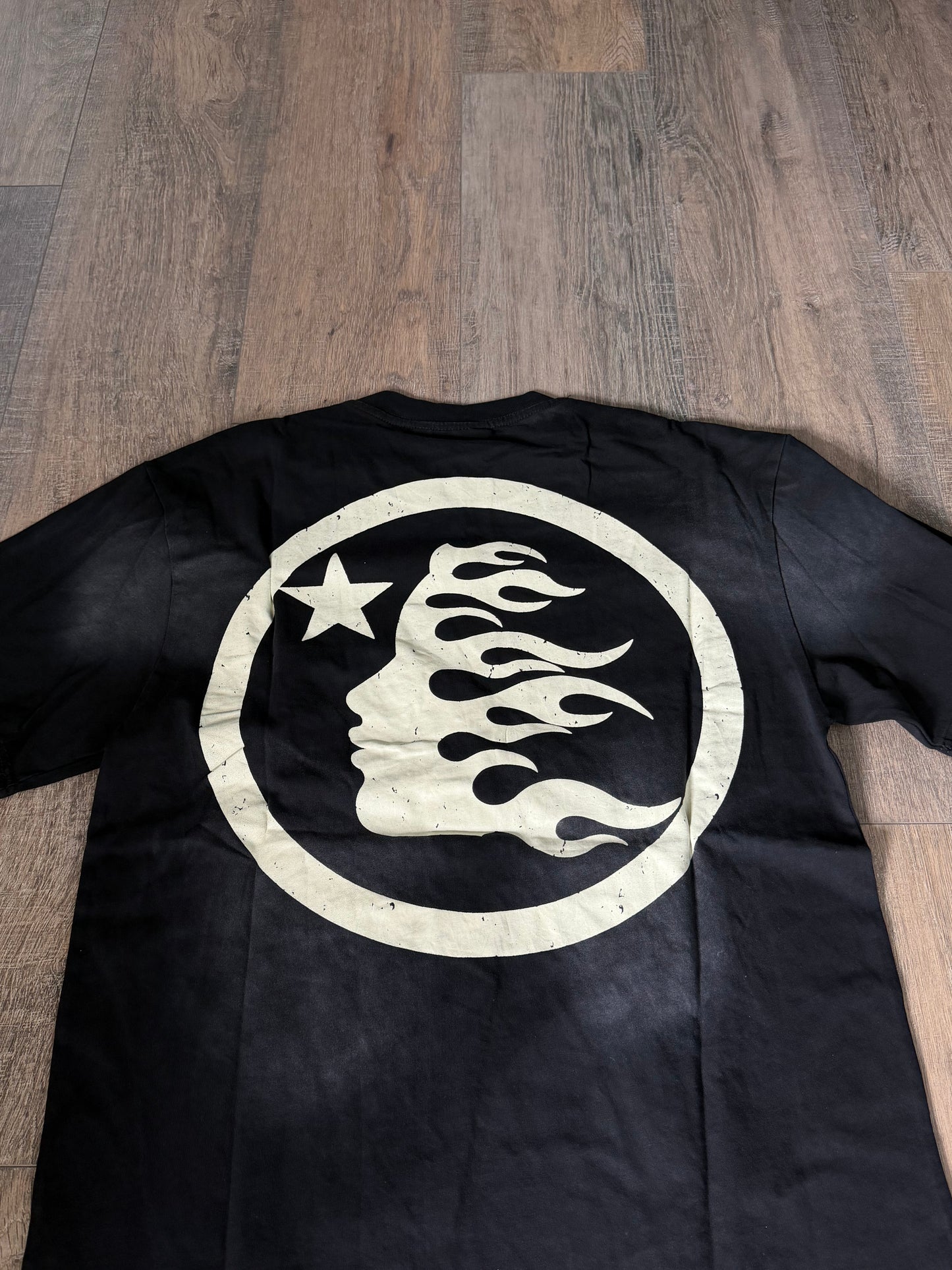 Graphic tee