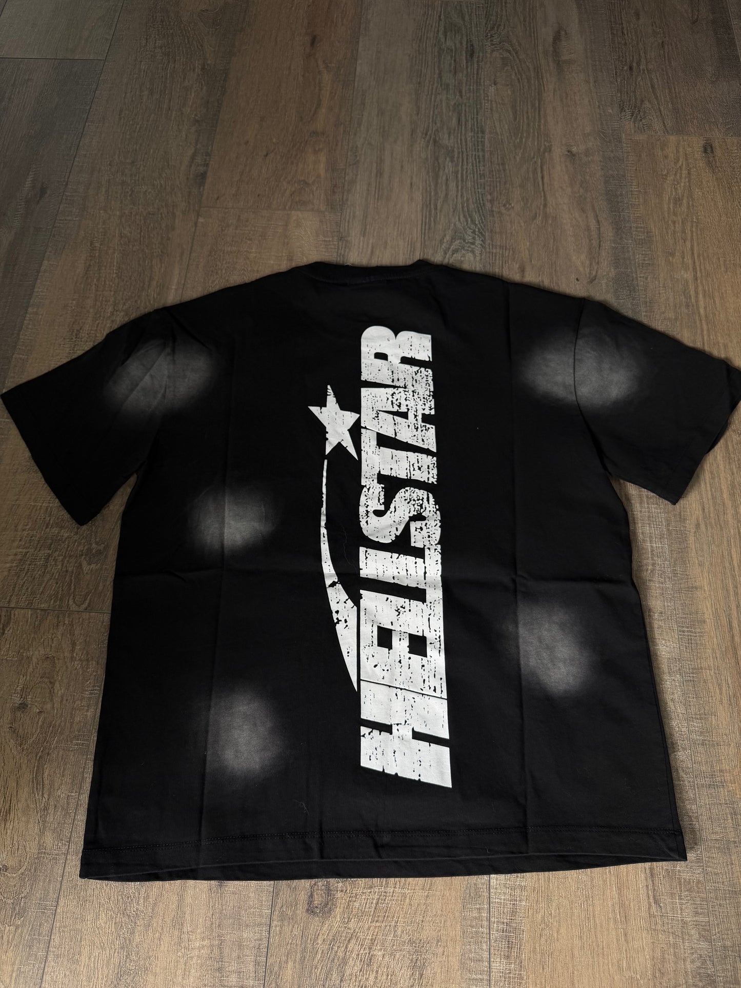 Graphic tee